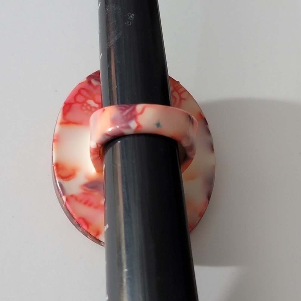 Large Smooth Acrylic Statement Ring Reds Rhinestone 8New without tags R4 - Picture 3 of 14